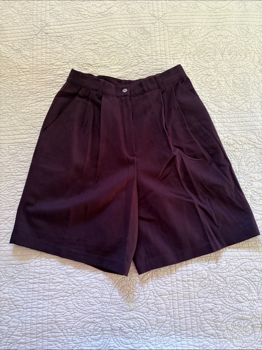 Sag Harbor Wool, High-Waist Pleated Shorts in Navy